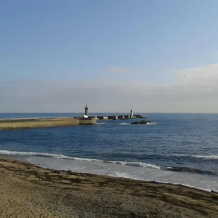 Lighthouse With Terrace Apartamento Porto